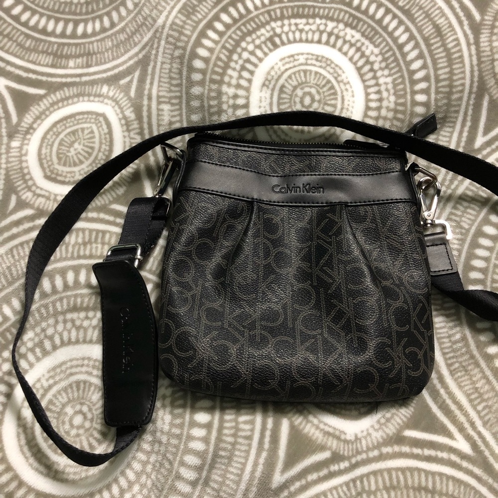 calvin klein crossbody bag